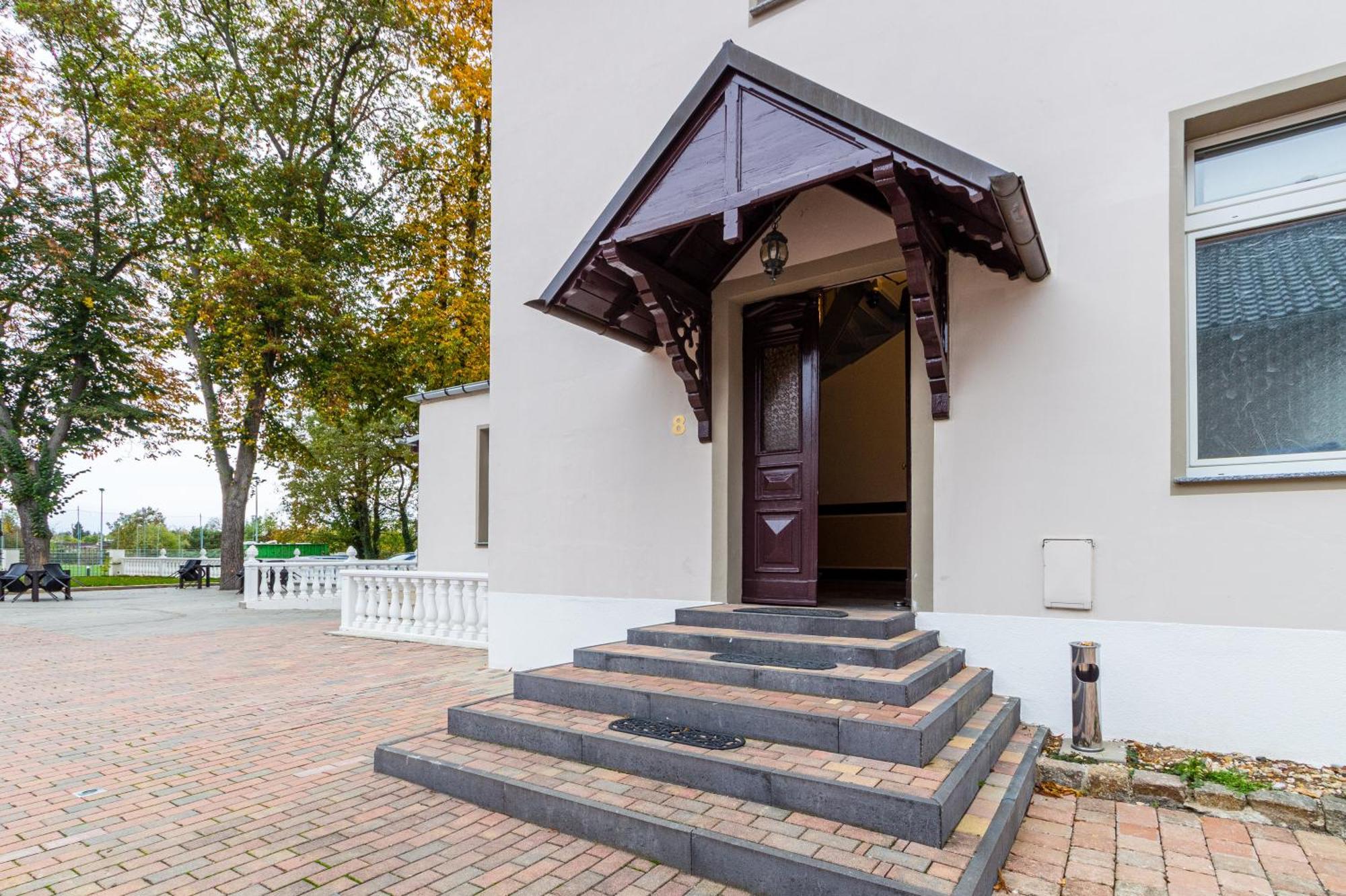 Voyage Pension Leipzig Exterior foto